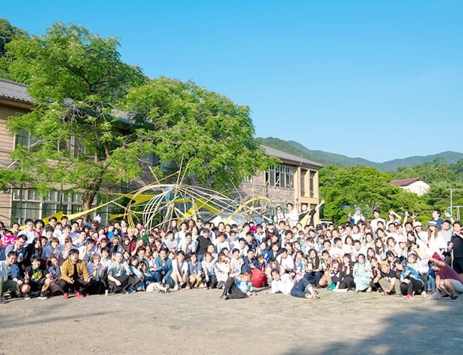 初めての文化祭。秩父の廃校に400名が集結。